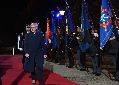Praporščaki na državni proslavi ob dnevu Rudolfa Maistra